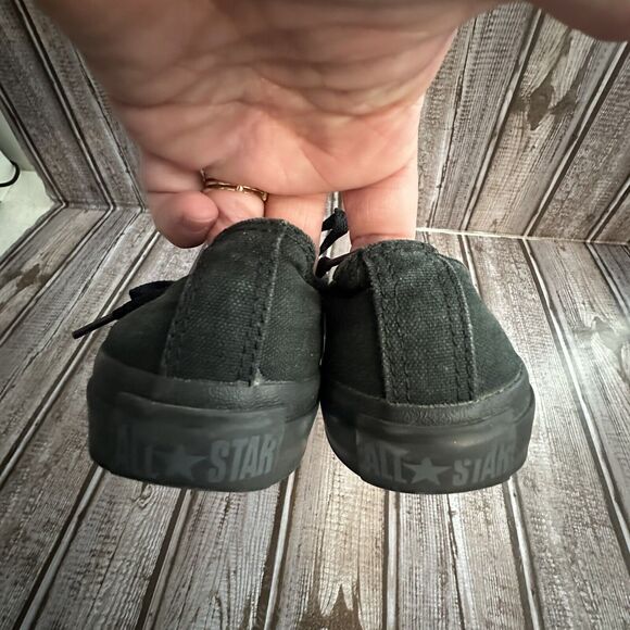 Converse‎ All Star Black Tennis Shoes Men's Size 4/Women's Size 6 - Picture 3 of 7